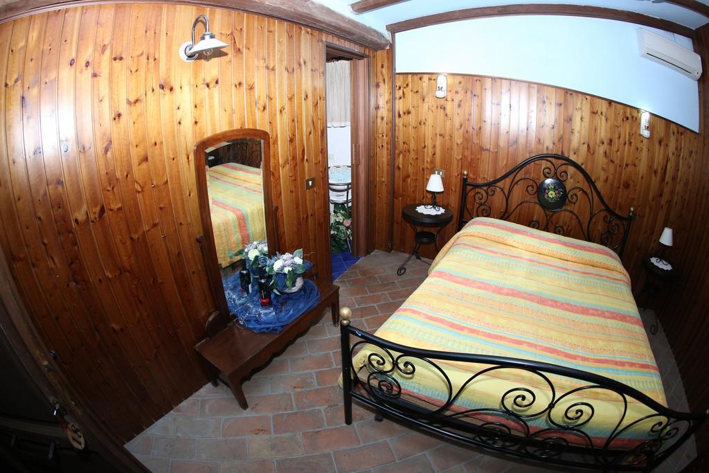 Agriturismo Monte Due Torri Genzano di Roma Exterior photo